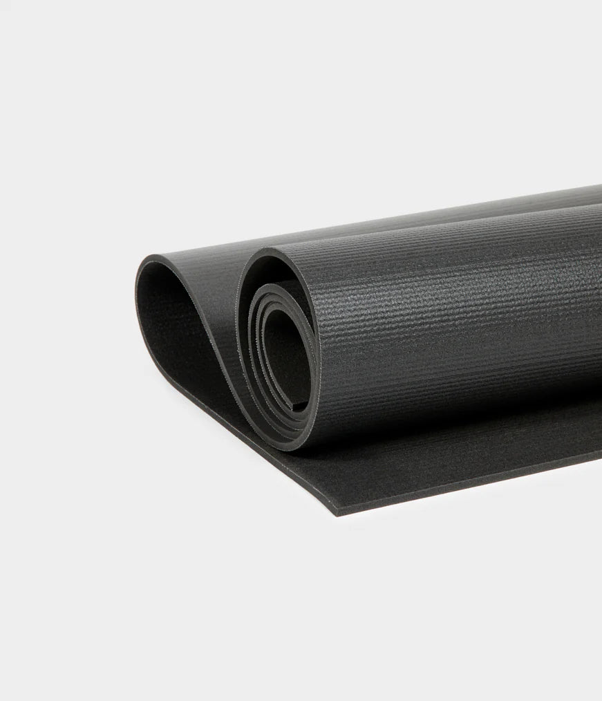 Manduka PRO™ Tapete de Yoga 6mm Black Extra Grande Squared